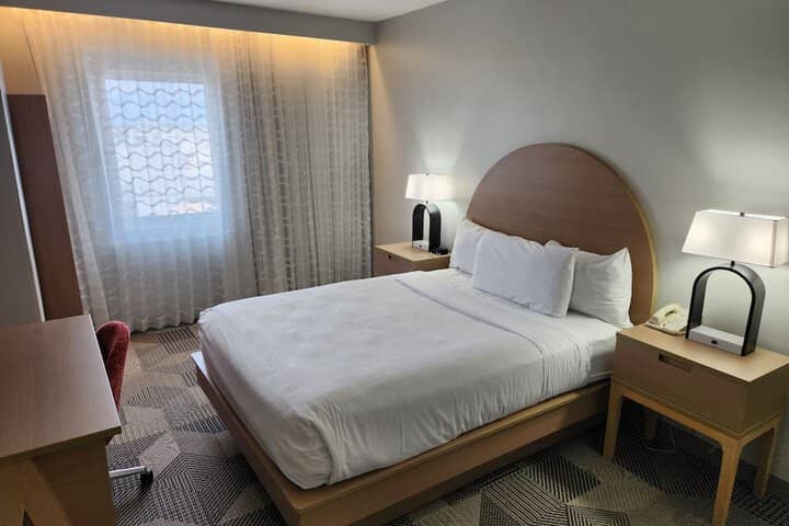 Room 5 of 22