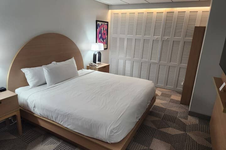 Room 7 of 22